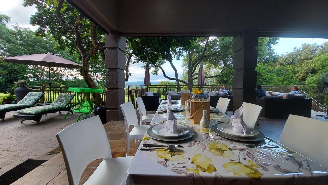 มาตูมี กอล์ฟ ลอดจ์ - เนลสเปรยต์ Hotel Mbombela ภายนอก รูปภาพ